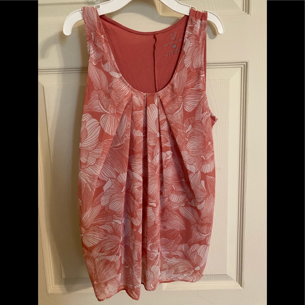 Sleeveless top